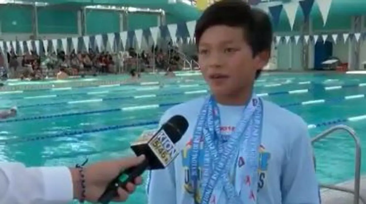 El niño de 10 años que ha batido un récord de Phelps y se llama como Superman