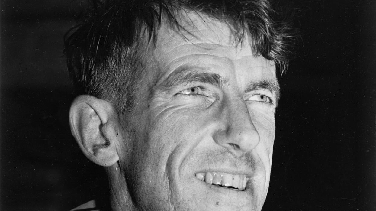 Retrato de Edmund Hillary en la época en que escaló el Everest