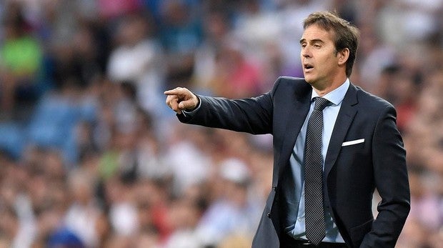 Lopetegui conserva en Tallín la columna de Zidane