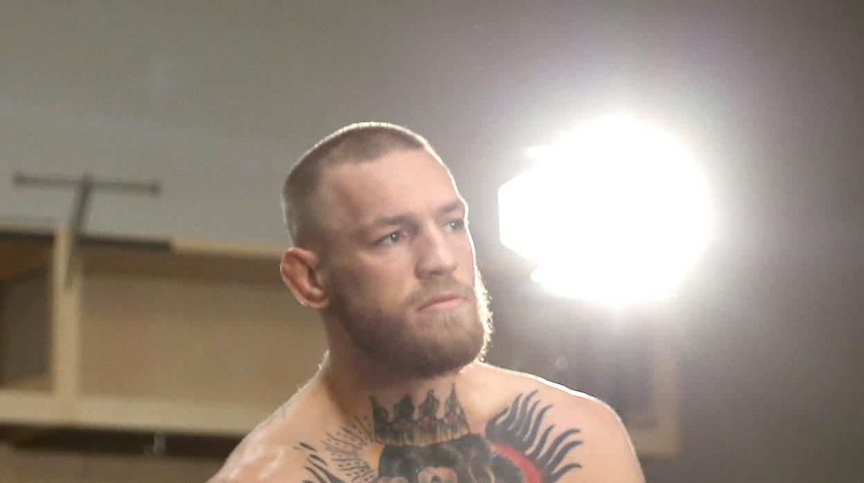 El peleador irlandés Conor McGregor tratará de recuperar su reinado en la UFC