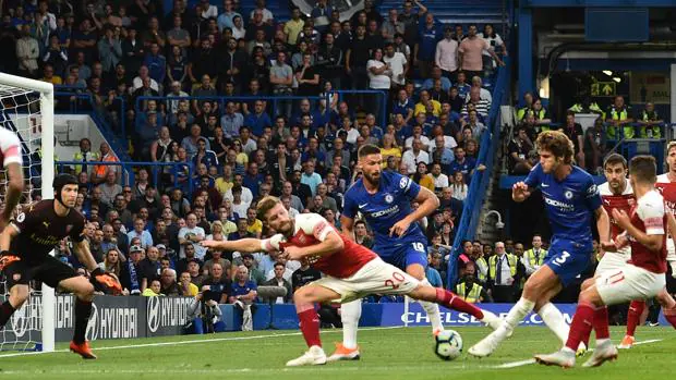 El «spanish» Chelsea golpea a Emery