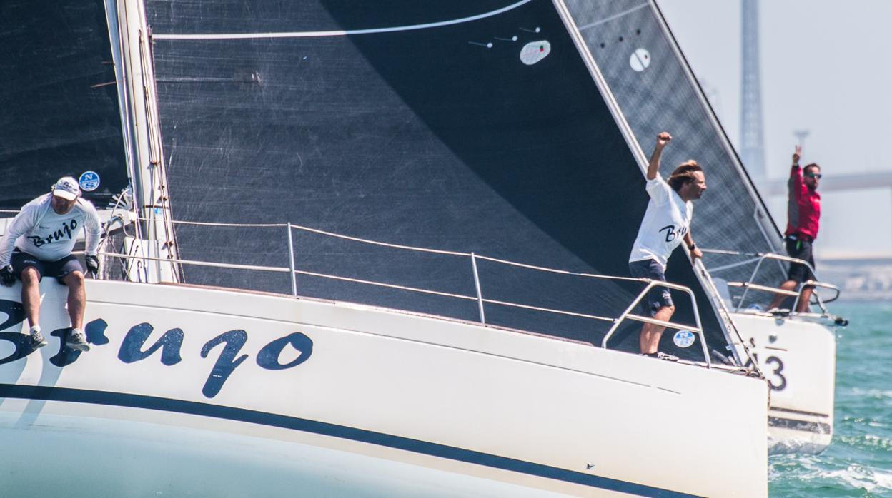 El Brujo se proclamó campeón en la Bahía de Cádiz.