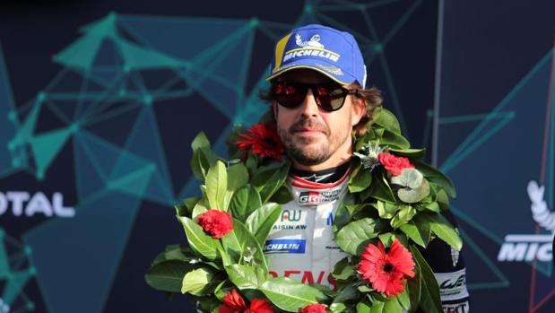 Toyota le pide perdón a Fernando Alonso