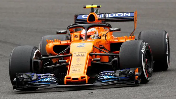 El compañero de Alonso critica la nula evolución del McLaren
