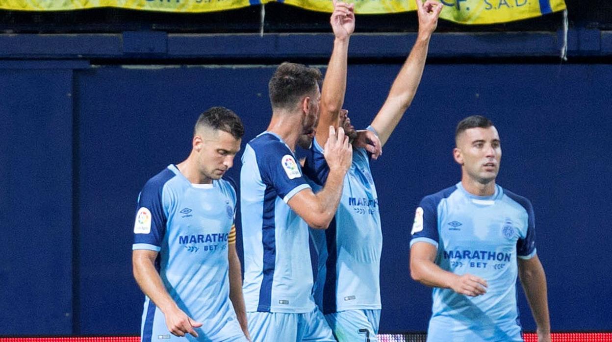 Stuani da el primer triunfo al Girona y alimenta dudas en el Villarreal