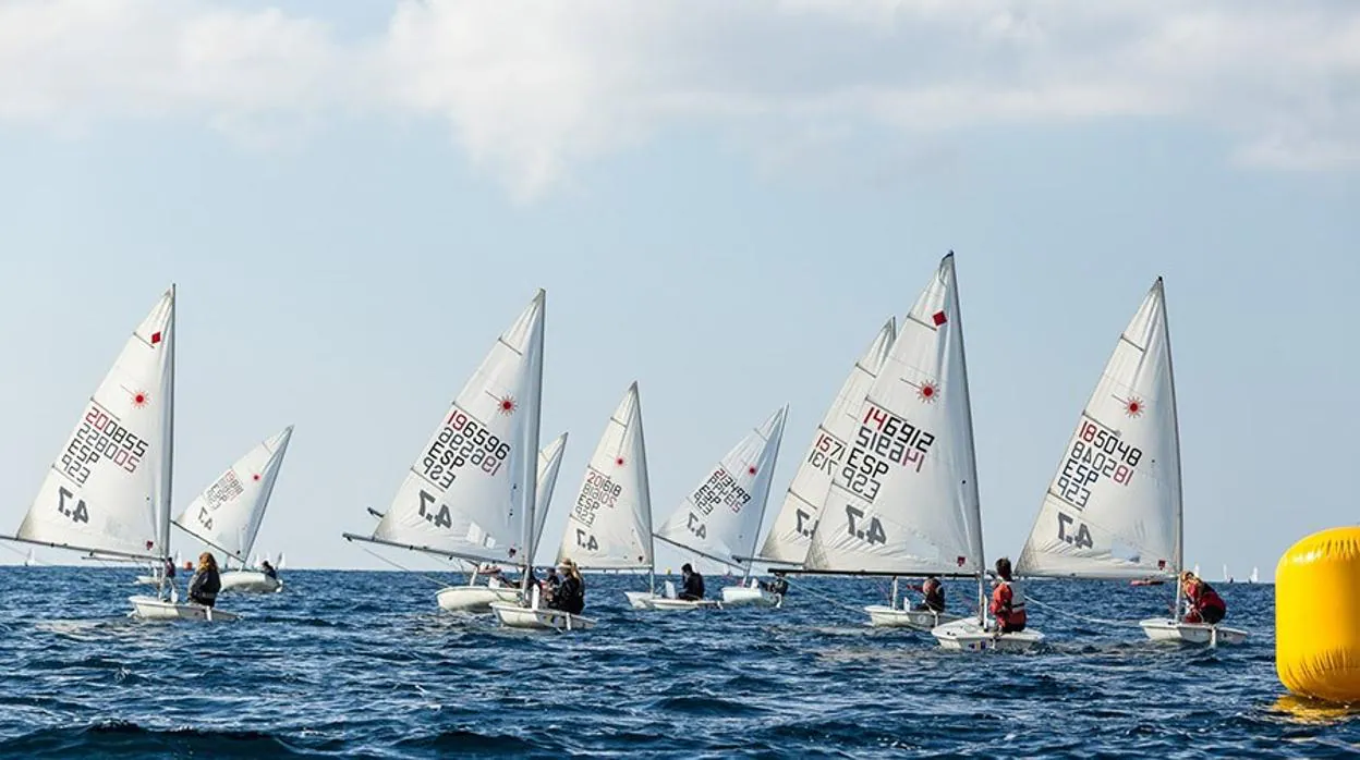Más de 70 inscritos en el Trofeo Illes Balears de Laser 4.7