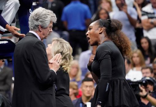 Serena estropea el nacimiento de una estrella: Naomi Osaka