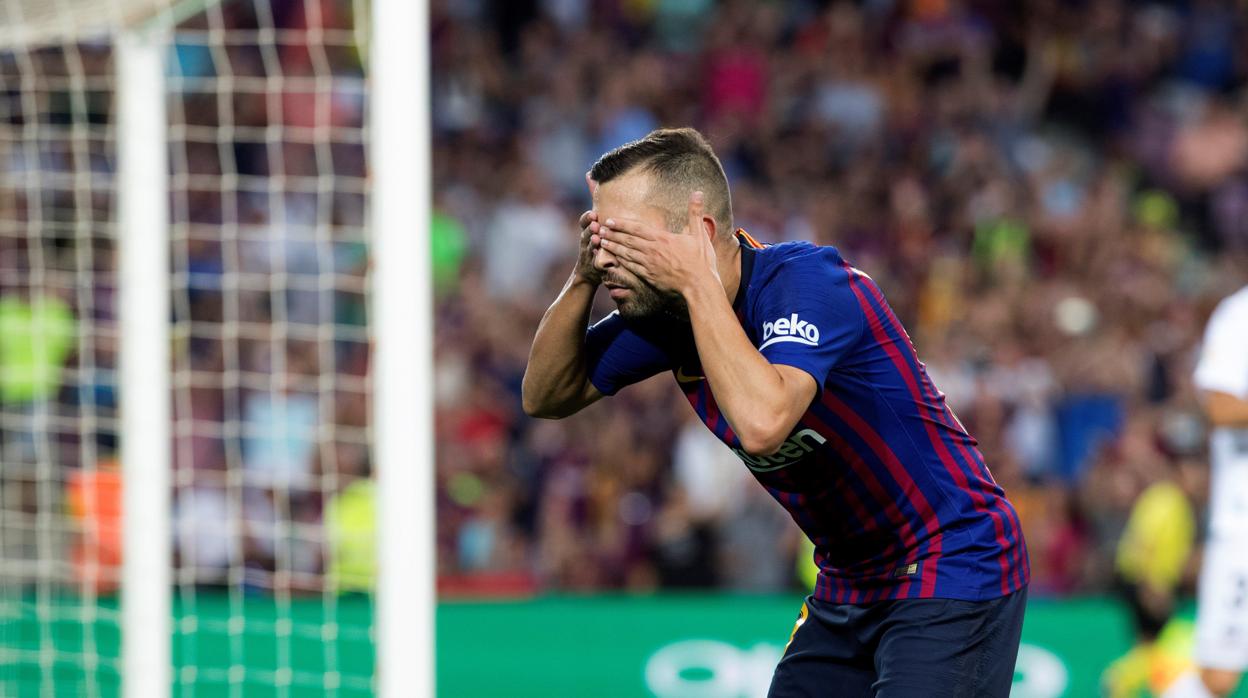 Jordi Alba le dedica a su hijo el gol que le marcó al Huesca