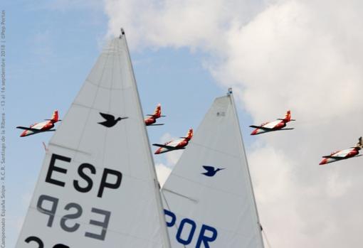 Malfalda Pires y Francisco Maia se colocan líderes en el Campeonato de España de Snipe