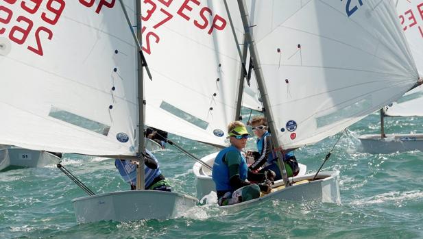 Más de 200 niños participarán en el Trofeo Valenciavela infantil - regata a favor de UNICEF