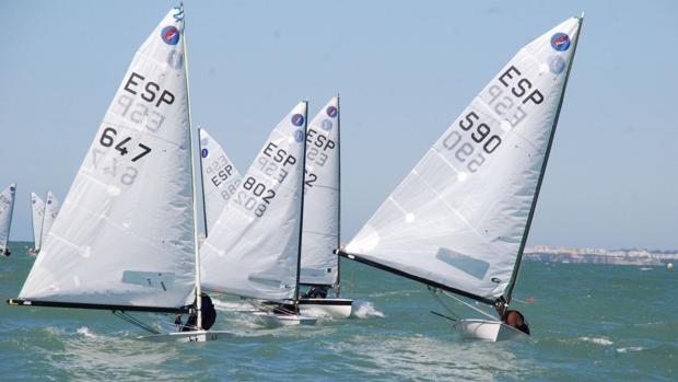 Ángel Ballesteros y Ricardo Jiménez, campeones de las Copas de Andalucía de Finn y Europa