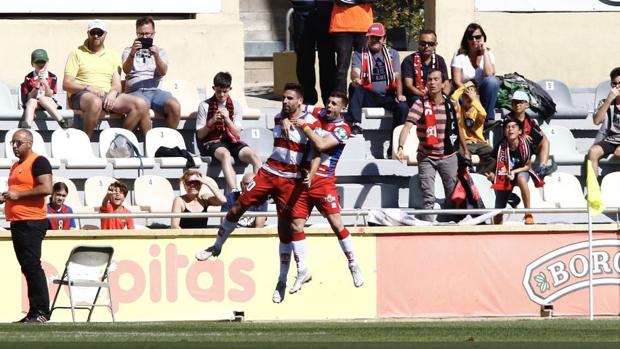 Puertas mantiene al Granada entre los grandes ante un Reus muy mermado