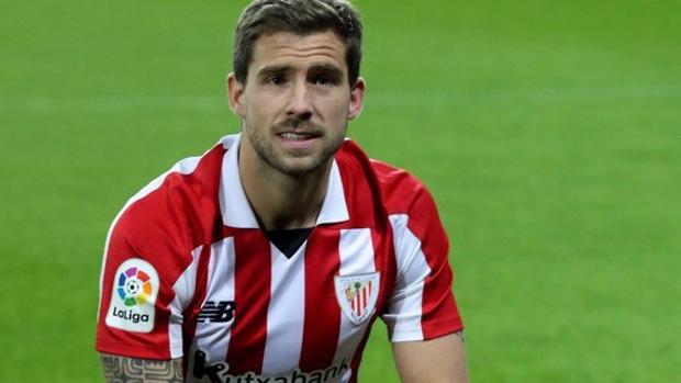 Íñigo Martínez, lesionado para España, listo para el derbi vasco y la llamada de Euskadi