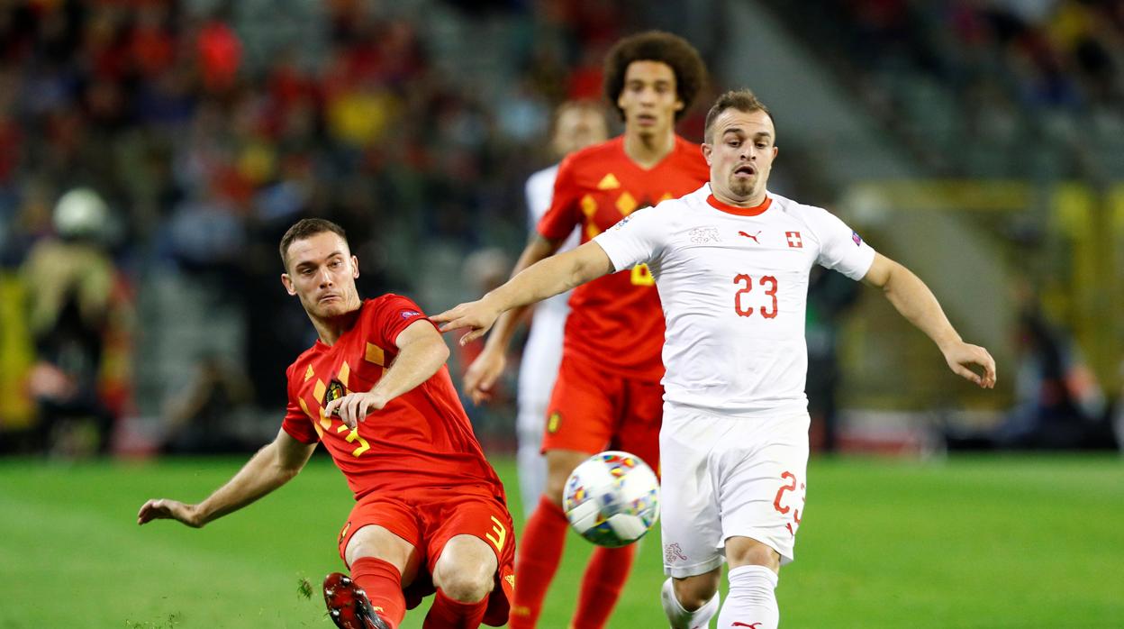 Vermaelen durante el partido entre Bélgica y Suiza