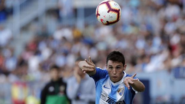 El Málaga vence en la noche de Gustavo Blanco ante inofensivo Numancia