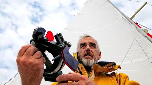 El mítico Loïck Peyron, competirá con el «Happy» un trimarán de casi 40 años