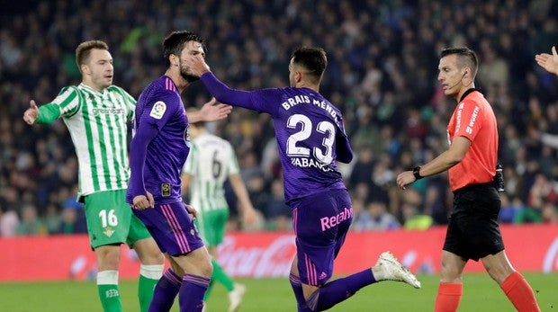 Betis y Celta empatan en un partido loco