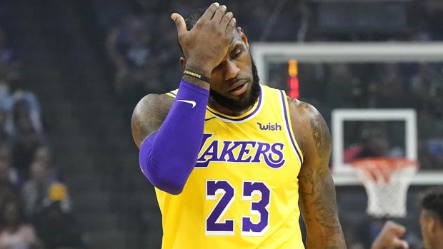 Así evitó LeBron James colapsar cuando los Lakers no ganaban