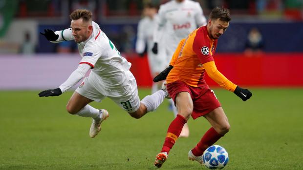 El Lokomotiv estrena su casillero y elimina al Galatasaray