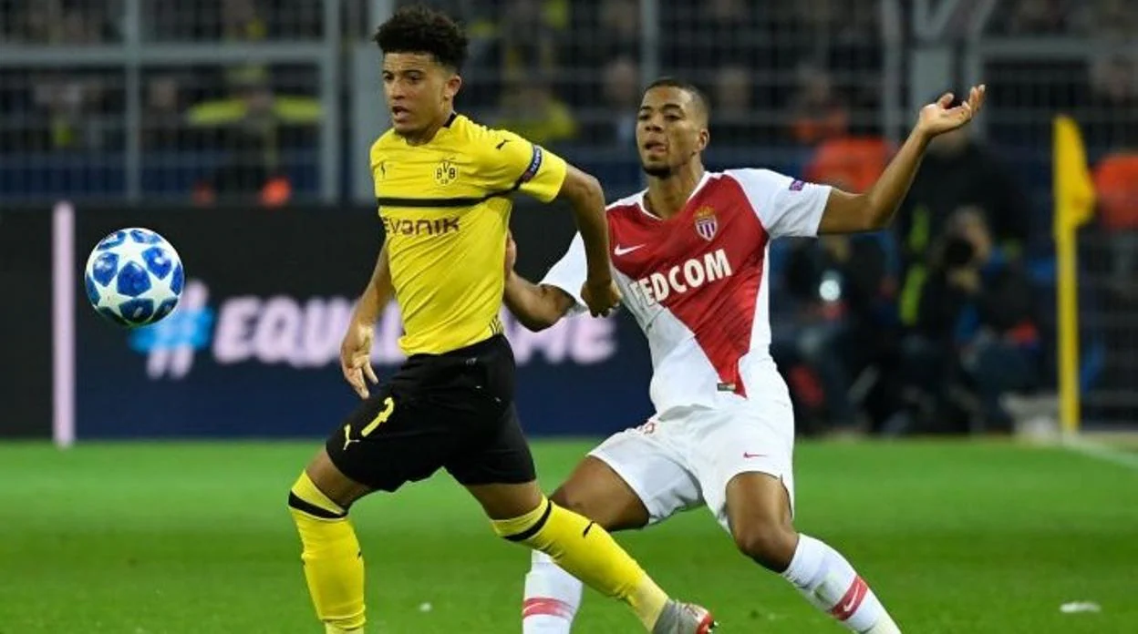 El Dortmund se adueña del primer puesto del grupo A