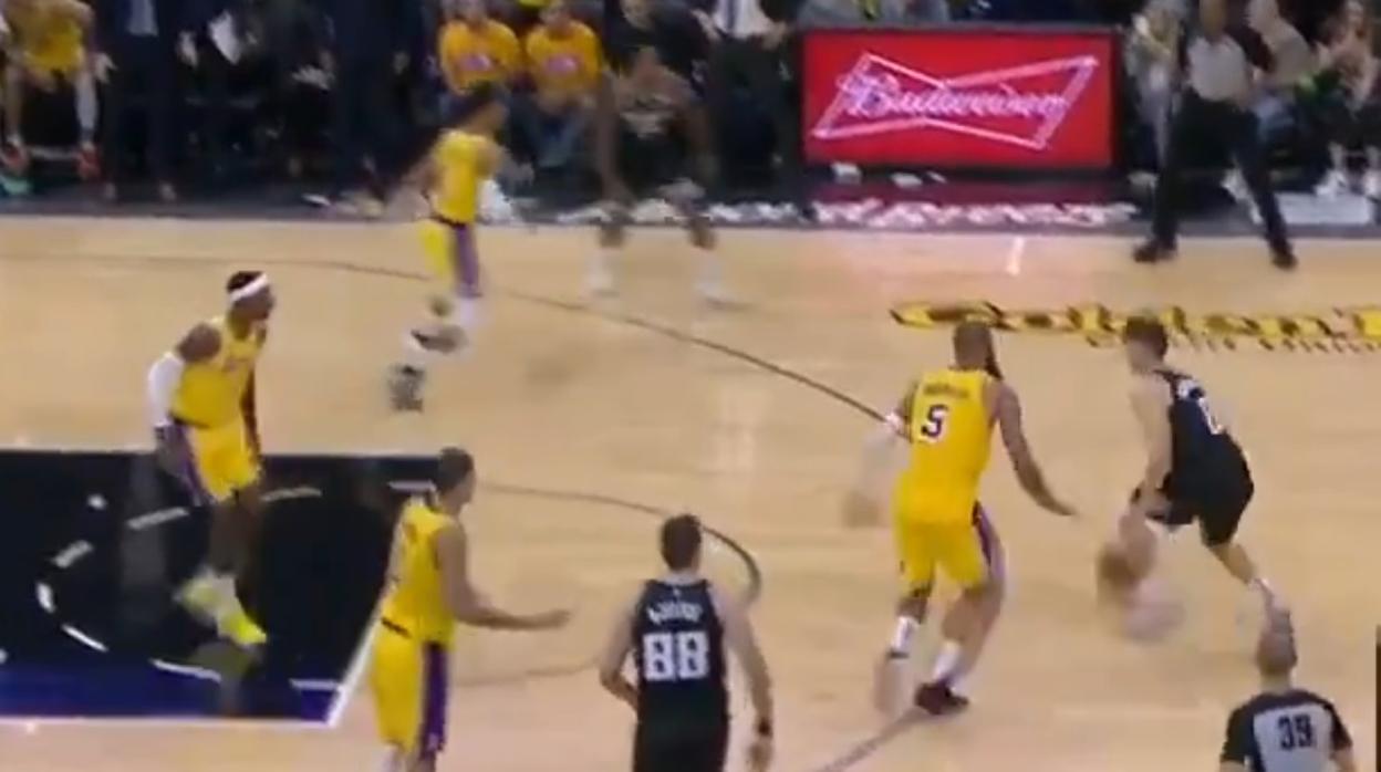 Así apuntilló Bogdanovic a unos Lakers sin LeBron