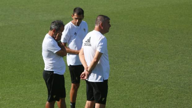 El Cádiz CF regresa esta tarde a los entrenamientos sin Agra