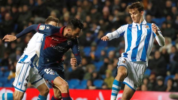 El Huesca también puntúa en Anoeta ante una floja Real Sociedad