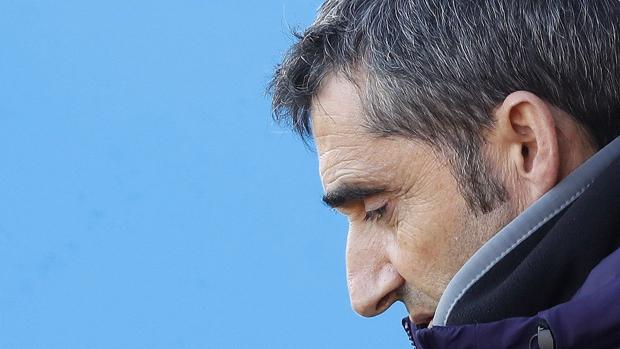 Valverde vuelve a dejar su futuro en el aire