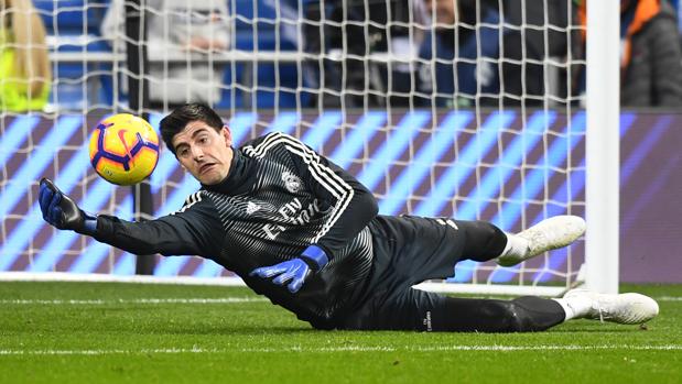 También Courtois cae lesionado