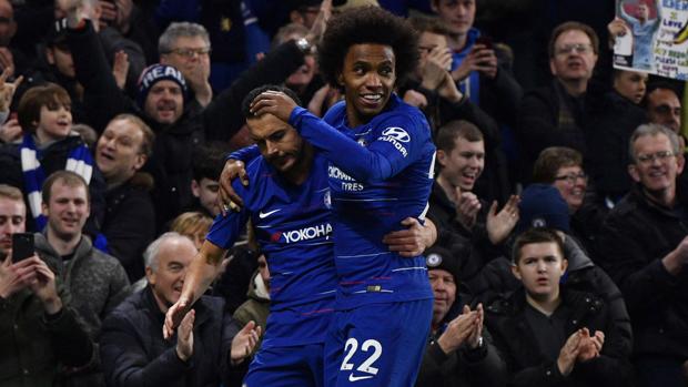 Pedro y Willian rescatan al Chelsea ante el Newcastle