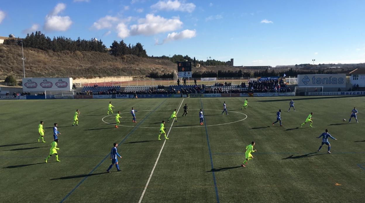 Partido entre la SD Ejea y el Barcelona B