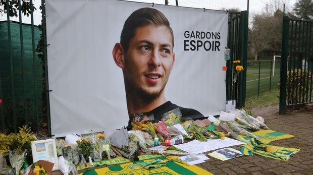 El padre de Emiliano Sala: «Por favor, sigan bucando. No se puede vivir así»