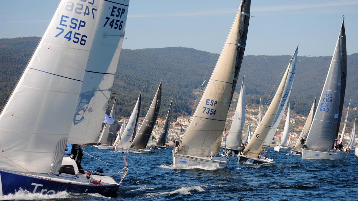 Buen comienzo de la 5ª Regata Interclubles de Cruceros de la Ría de Pontevedra