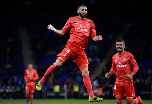 Benzema celebra un gol al Espanyol