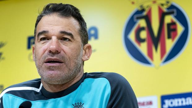 El Villarreal destituye a Luis García