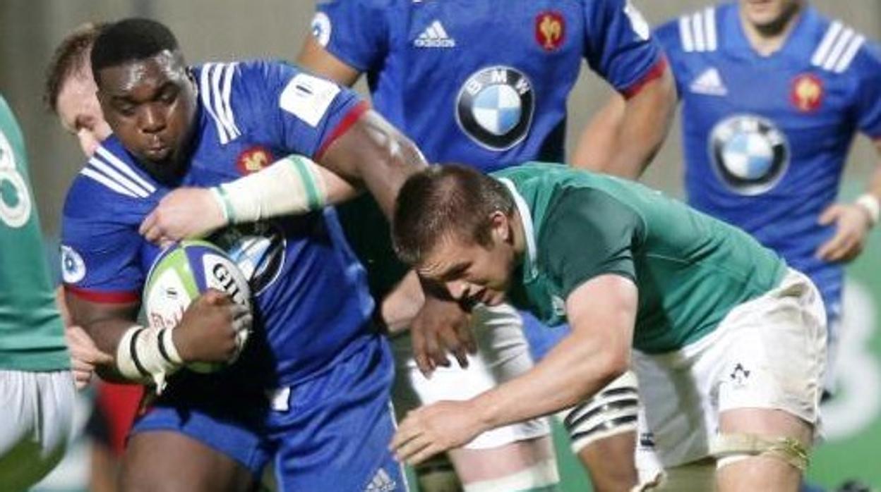 Demba Bamba, en acción con la selección francesa de rugby