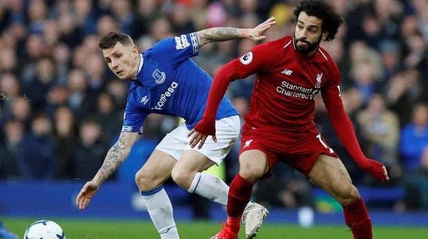 El Liverpool se deja el liderato en casa del Everton