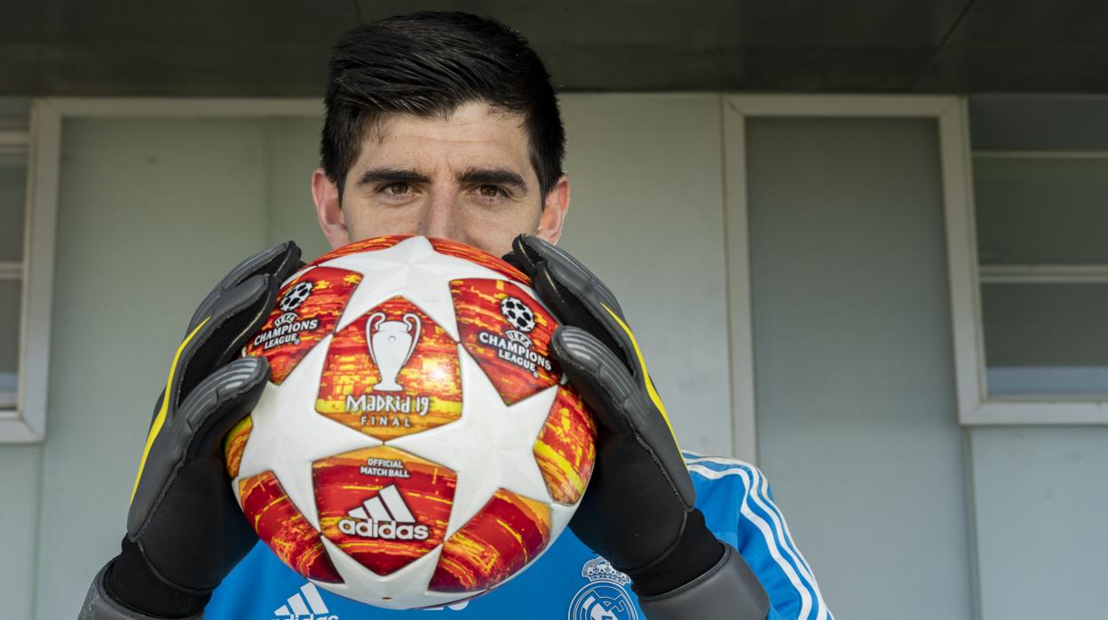 Courtois: «Con Lopetegui el aire venía helado y de frente y el suelo parecía moverse»