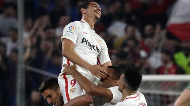 El gol de oportunista de Ben Yedder (4-1) en el Sevilla 5-2 Real Sociedad