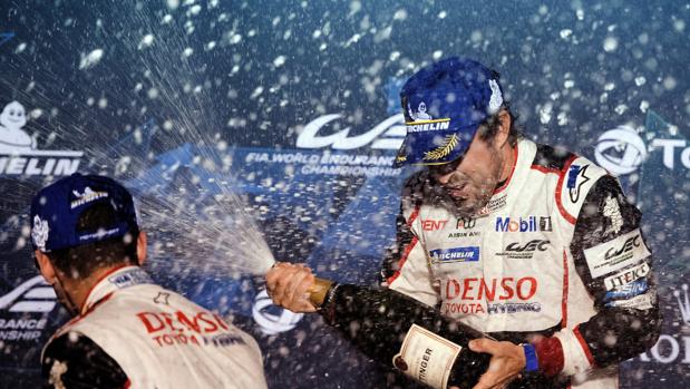 Fernando Alonso, más líder tras ganar en las 1.000 Millas de Sebring