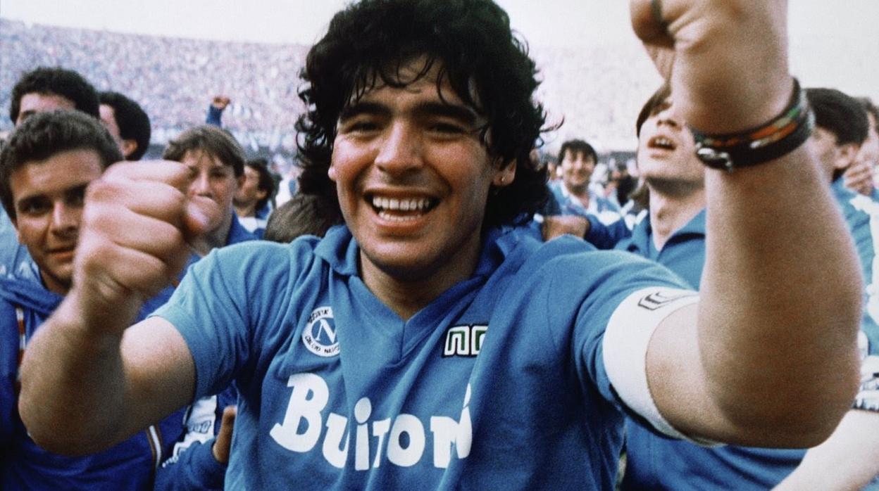 Maradona, en su época en el Nápoles