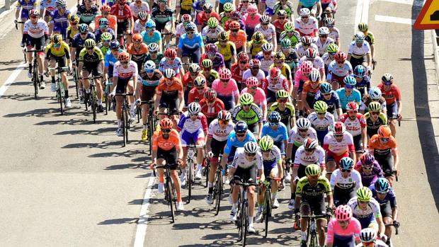 Miguel Ángel López resiste los ataques y conquista la Volta