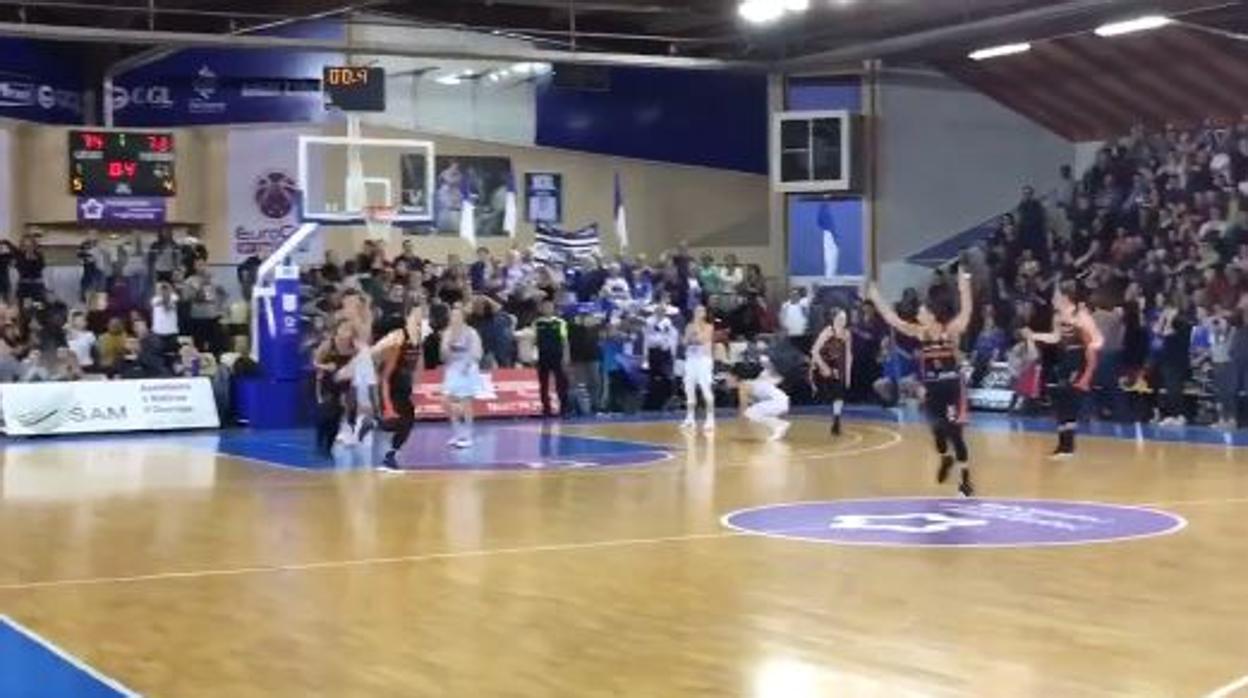 Increíble final en un partido femenino en Francia