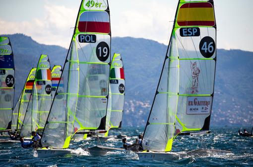 Los hermanos Alonso se estrenan en la Copa del Mundo de Génova en la cuarta posición