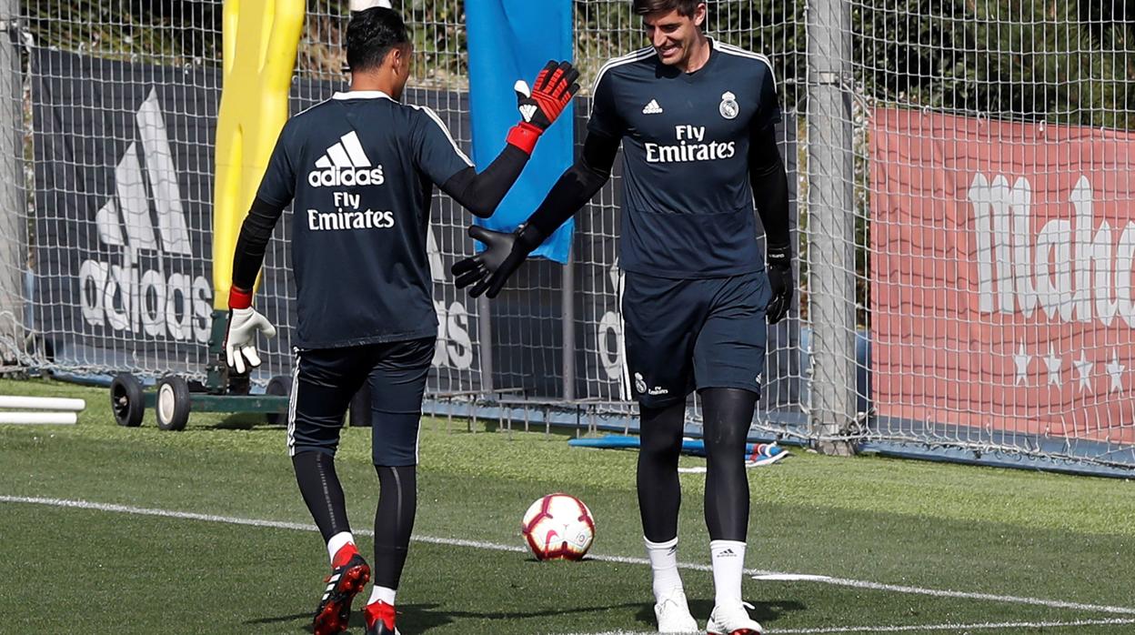 Zidane pone al rojo vivo la portería: juega Courtois