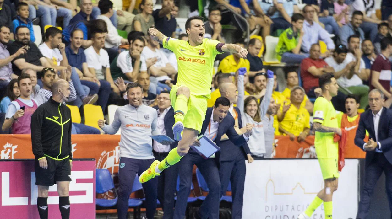 Sergio Lozano celebra un gol del Barça