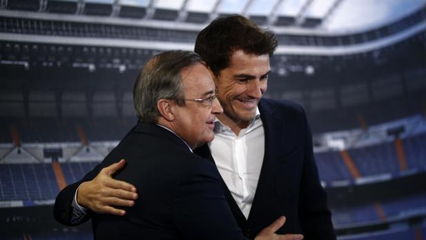 Las cariñosas llamadas entre Florentino y Casillas