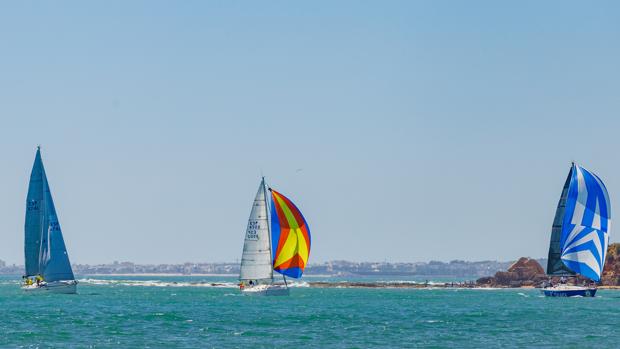 «Balboa», «Habibi II», «UMA» y «Salina III» ganan el XIV Trofeo Armada Española