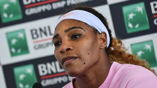 Serena Williams se retira de Roma por lesión