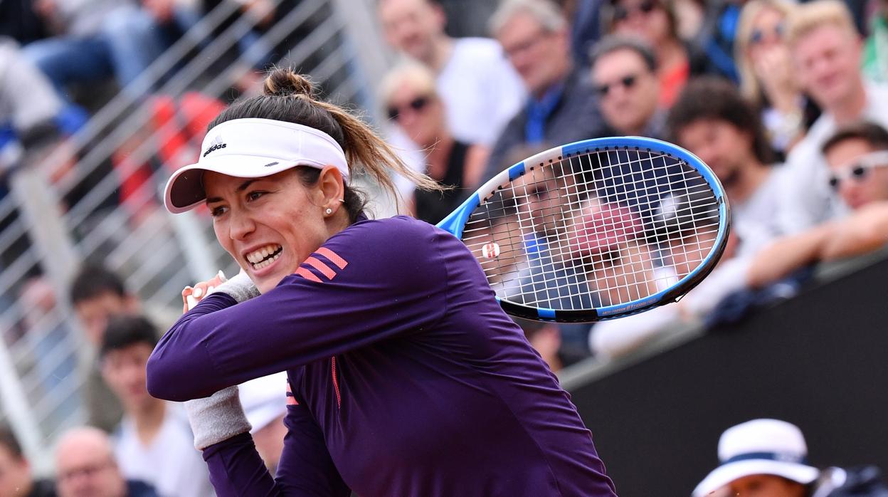 Muguruza alcanza los octavos en Roma